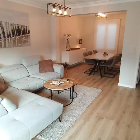 Floravacances, Gezellig Vertoeven Aan Zee, Met Vernieuwd Terras *