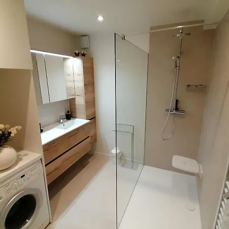 Floravacances, Gezellig Vertoeven Aan Zee, Met Vernieuwd Terras *